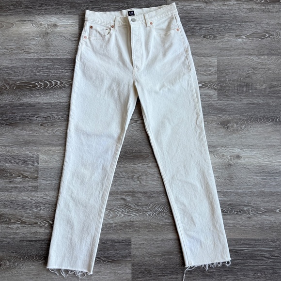GAP Women's Straight Leg Jeans - Cream - Picture 2 of 7